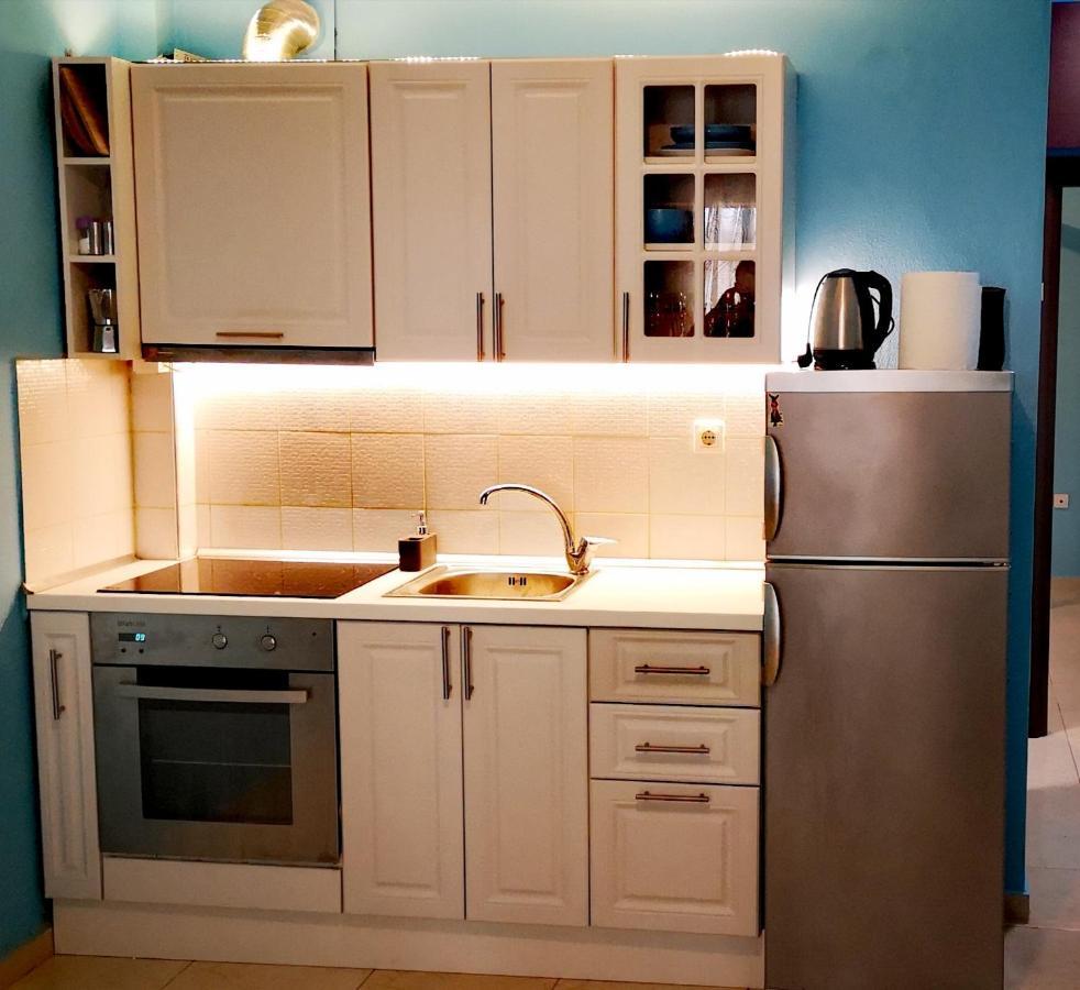 Apartment Oazis Ofrínion 外观 照片
